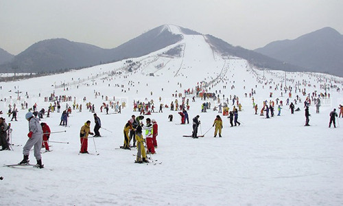 河南焦作紅砂嶺云頂滑雪場