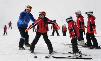 全省182所中小學成為冰雪特色學校