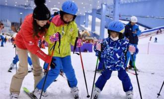 助力冰雪推廣“奧運健兒公益服務大行動”走進廣州融創雪世界