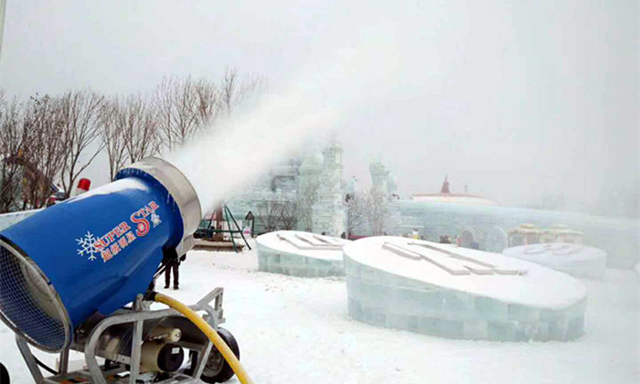 人工造雪機