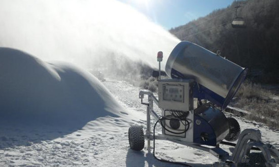 銘星冰雪造雪機(jī)