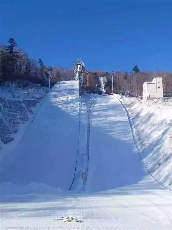 中國亞布力滑雪場跳臺