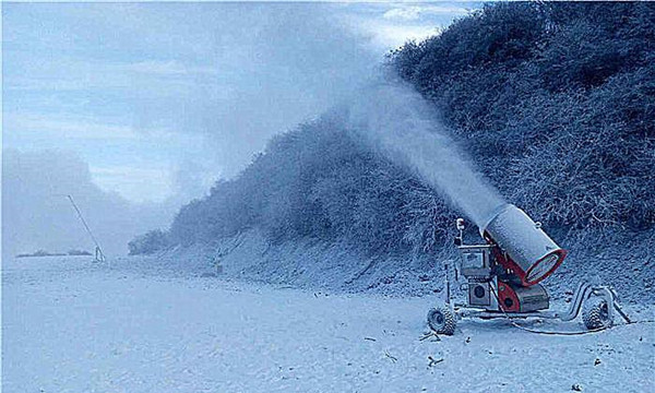 室外造雪機