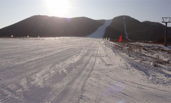 吉林延邊滿天星滑雪場