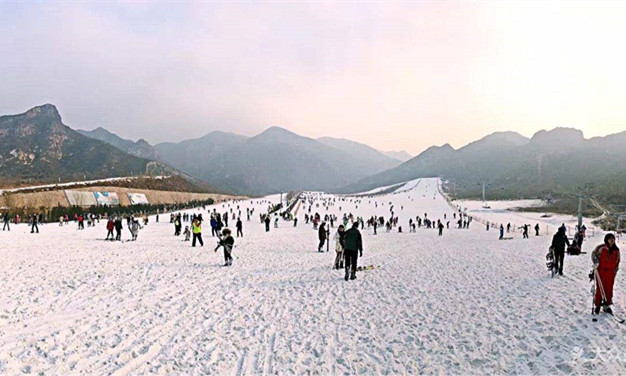 北京延慶八達嶺滑雪場