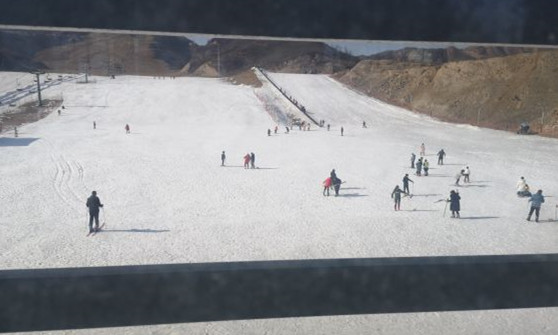 河北石家莊平山西柏坡溫泉滑雪場(chǎng)