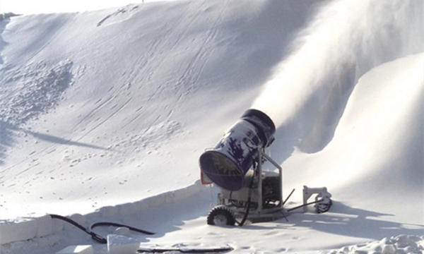 室外造雪機