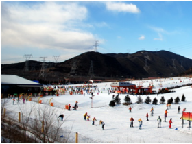 北京昌平軍都山滑雪場