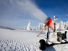 如何成為行家去甄別造雪機？