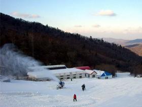 河北唐山京東玉龍灣滑雪場