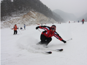 杭州臨安大明山滑雪場(chǎng)