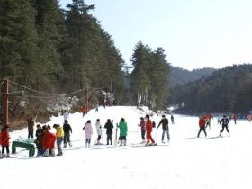 陜西銅川玉華宮滑雪場