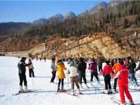 河南鄭州嵩山滑雪場(chǎng)