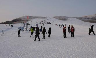 內蒙古呼倫貝爾牙克石鳳凰山滑雪場