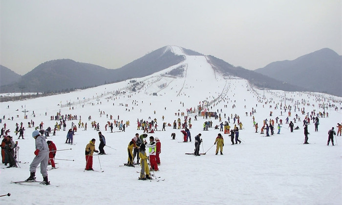 河南三門峽甘山滑雪場(chǎng)