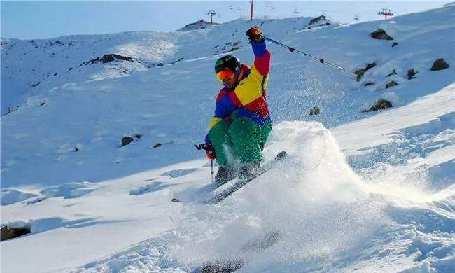 遼寧大連將軍石海景滑雪場(chǎng)