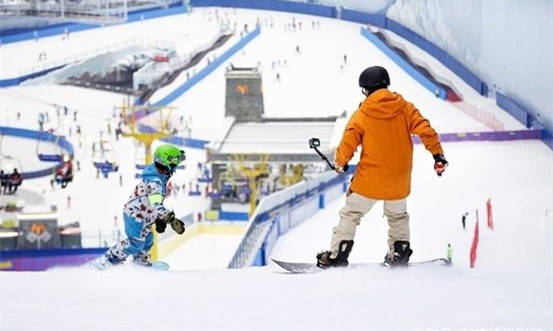 室內滑雪場