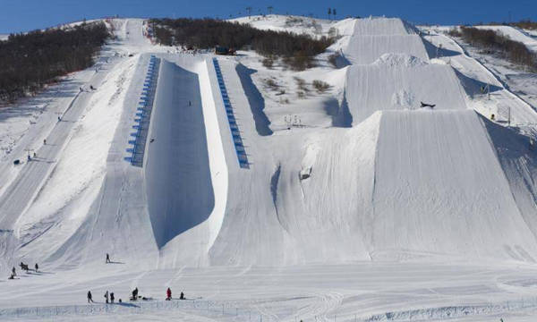 室外滑雪場