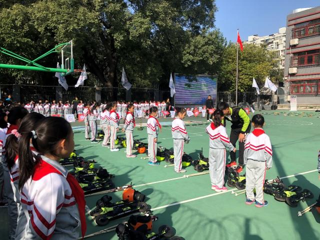 冰雪運動進校園 “奧運火炬”傳進北京中小學校園3