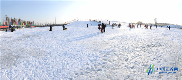 江蘇加快普及冰雪運動 提升人民群眾獲得感和幸福感4