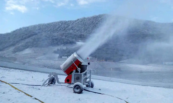 造雪機