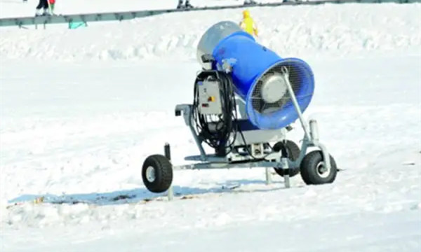 造雪機