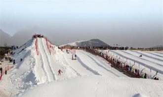 上海滑雪館賺不賺錢？知道這兩點穩(wěn)賺不賠！