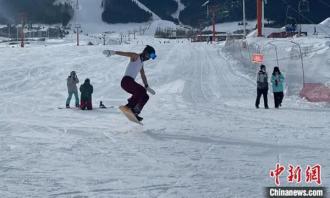 烏魯木齊冰雪“首滑”正式開啟